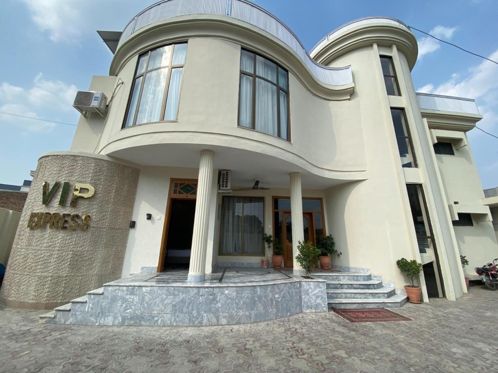 Vip Express Hotel Peshawar Exterior foto